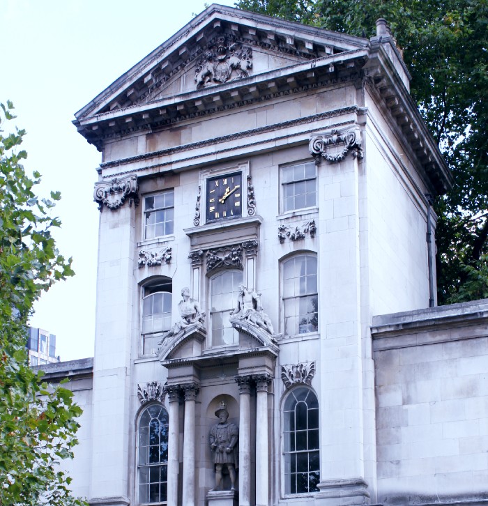 St Barts hospital entrance by Elizabeth Willbraham(1)